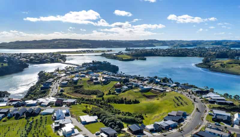 2 Koromiko Lane, Raglan