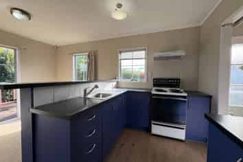 2/4 Glenshee Place, Highland Park