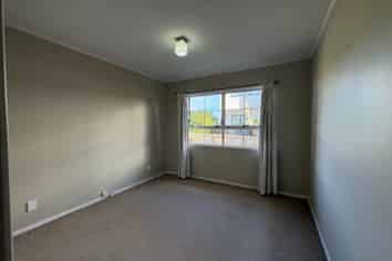 2/4 Glenshee Place, Highland Park