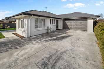 90a Chalmers Avenue, Ashburton
