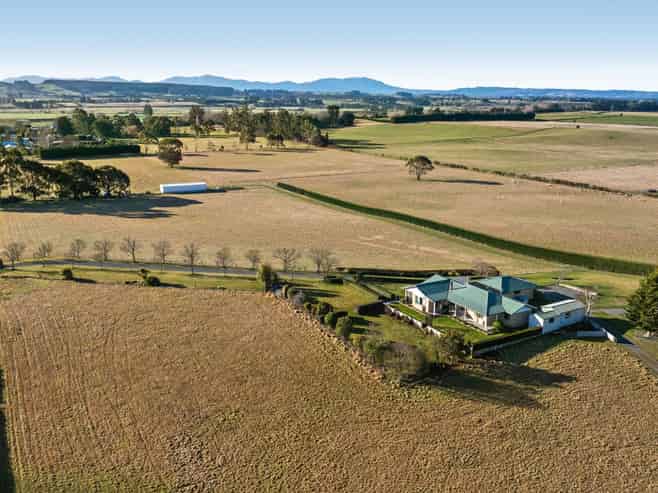 426 Earlys Road, Cust