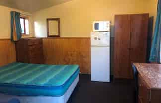 Room 11/3 Union Street West, North Dunedin