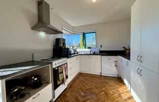 141 Lincoln Road, Addington
