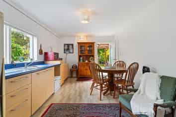 Major dwelling/22 Beihlers Road, Weymouth