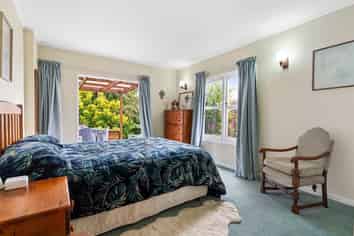 Major dwelling/22 Beihlers Road, Weymouth