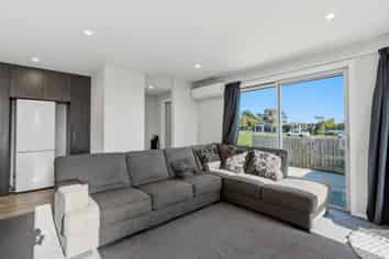 10 Shannon Street, Clifton
