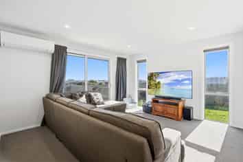 10 Shannon Street, Clifton