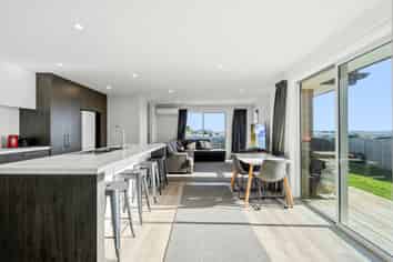 10 Shannon Street, Clifton