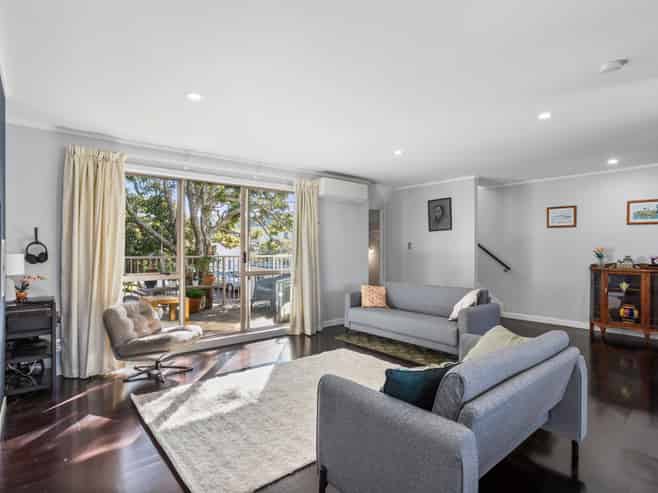 24g Mount Smart Road, Onehunga