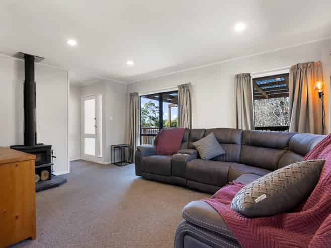 17 Panzic Place, Glen Eden