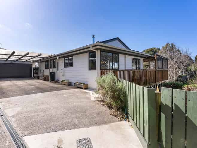 17 Panzic Place, Glen Eden