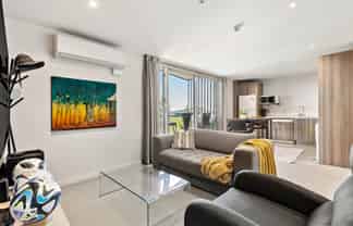 305e/25 Don McKinnon Drive, Albany