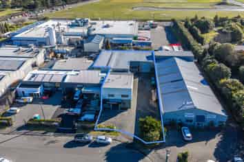 Airport Location - Invest or Occupy with Income