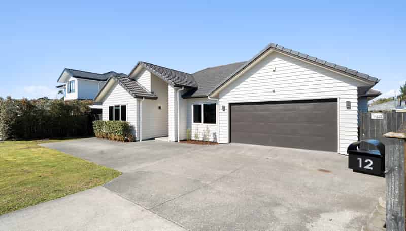 12 Kahika  Grove, Huapai