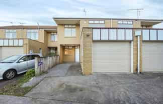 5/17 Charlenne Close, Ranui