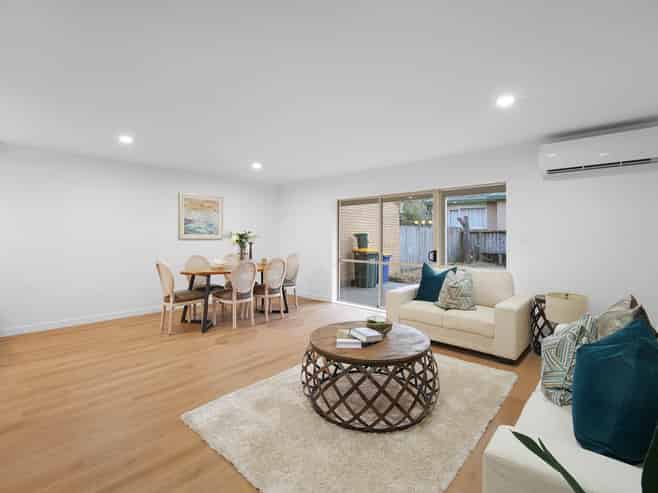 5/17 Charlenne Close, Ranui