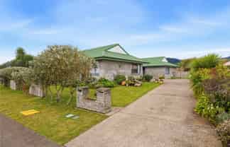 84A & B Makarini Street, Paraparaumu