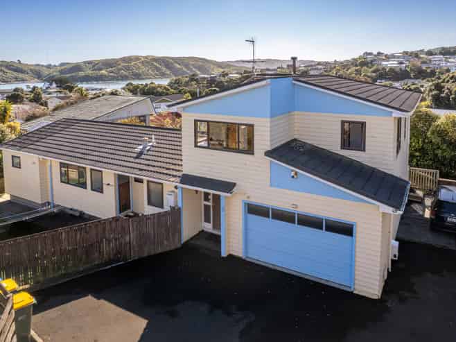 5 Kinloch Place, Papakowhai