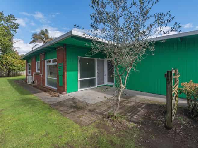 1/66 Beach Road, Pahurehure