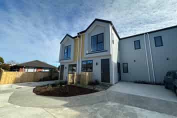2/26A Eastridge Court, Somerville