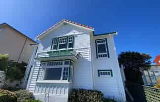 57 The Crescent, Roseneath
