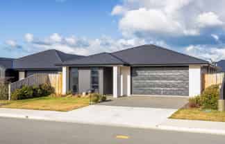 36 Crossley Avenue, Ravenswood