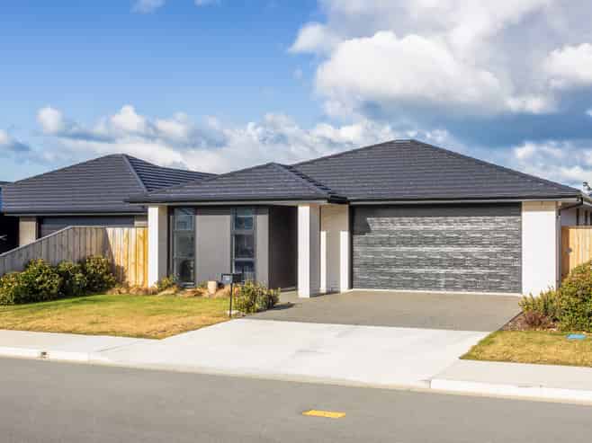 36 Crossley Avenue, Ravenswood