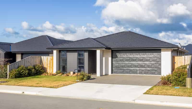 36 Crossley Avenue, Ravenswood