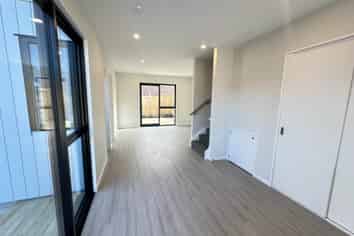 1/26A Eastridge Court, Somerville