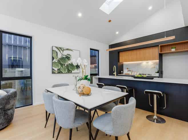 7 & 9 Waitai Crescent, Warkworth