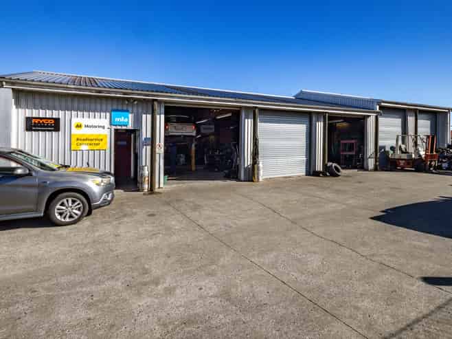 Business, freehold or the complete package