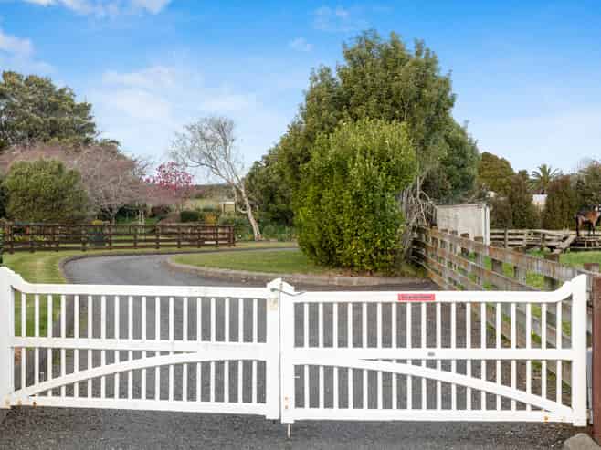 8 Martyn Wright Road, Mauku