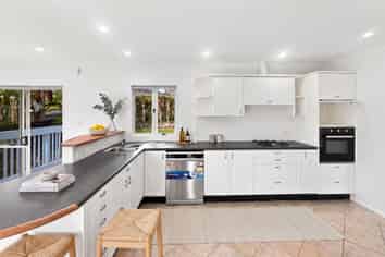 22 De Havilland Drive, Goodwood Heights