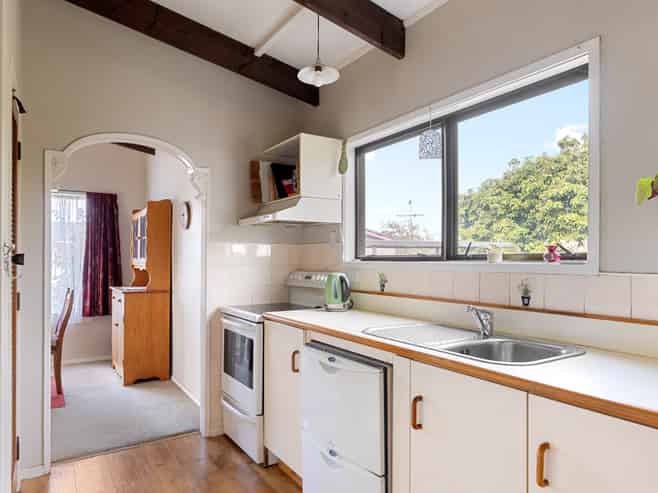 16 Riperata Street, Riverdale