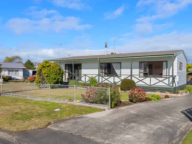 16 Riperata Street, Riverdale