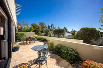 7/27 Shelbourne Street, Nelson City