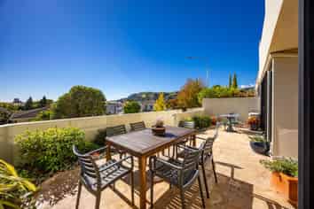 7/27 Shelbourne Street, Nelson City