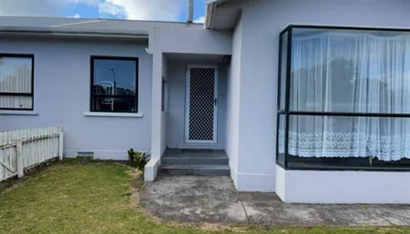 28 Breakwater Road, Moturoa