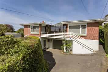 20 Pacific Street, Roslyn