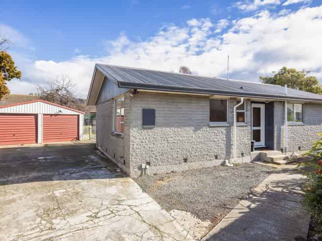 69A Rowses Road, Aranui