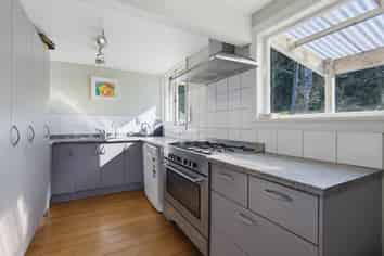 1A West End Road, Ohope