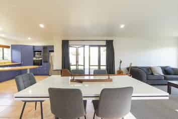 18 Ernest Road, Fairview Downs