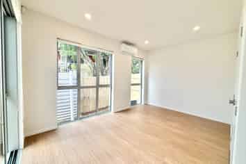 2/8 Imatra Place, Sunnyhills