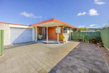 2/407 Gloucester Street, Taradale