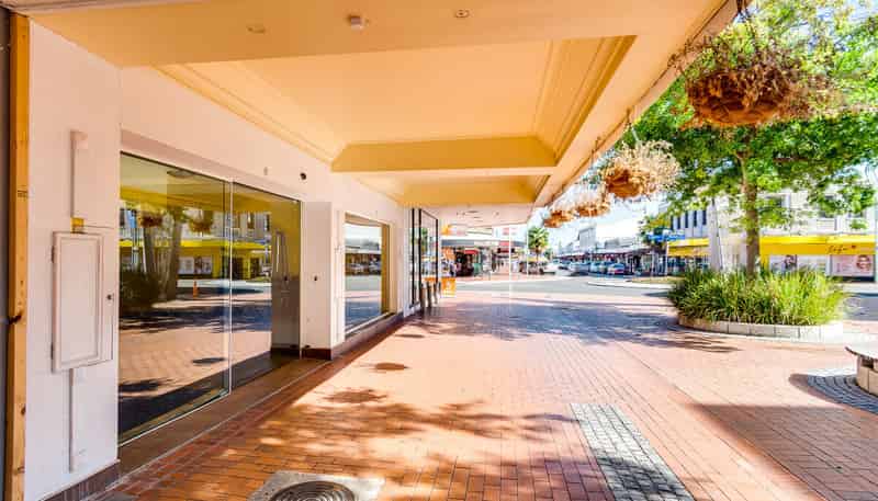 114-116 Heretaunga Street West, Hastings