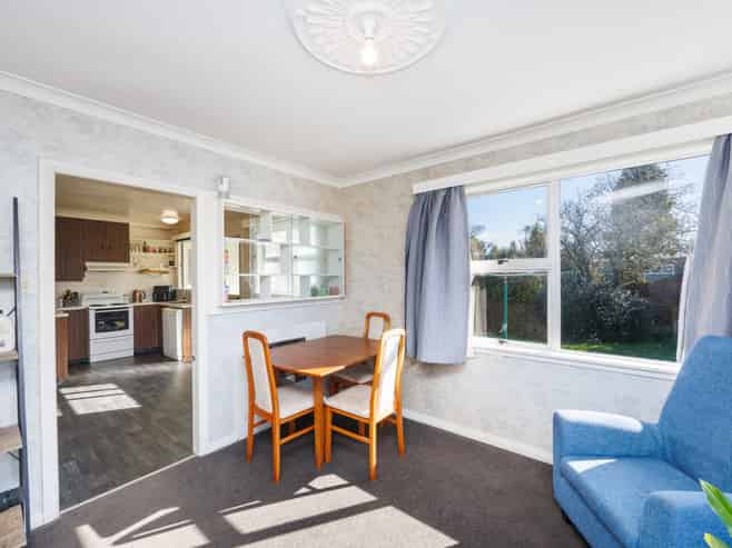 24 Kent Crescent, Awapuni