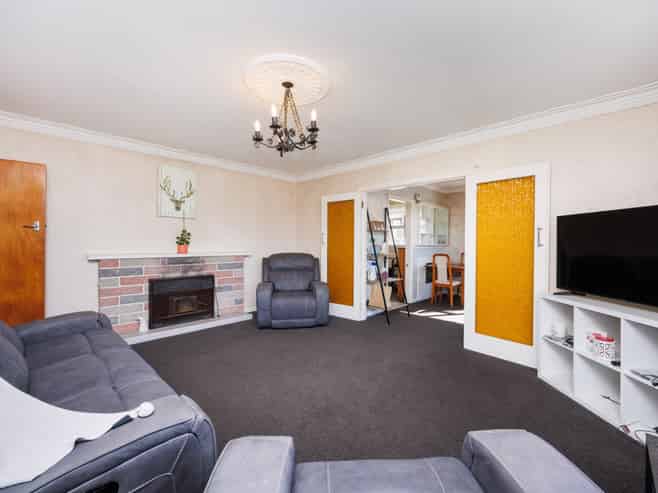 24 Kent Crescent, Awapuni