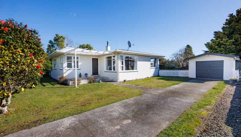 24 Kent Crescent, Awapuni