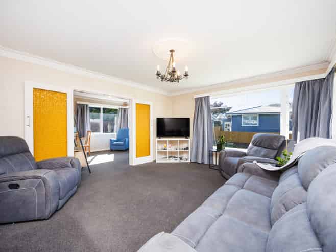 24 Kent Crescent, Awapuni