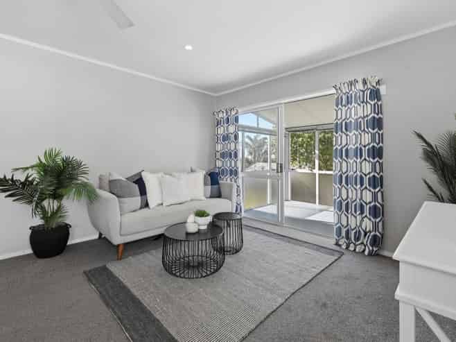 6A Novella Place, Brookfield